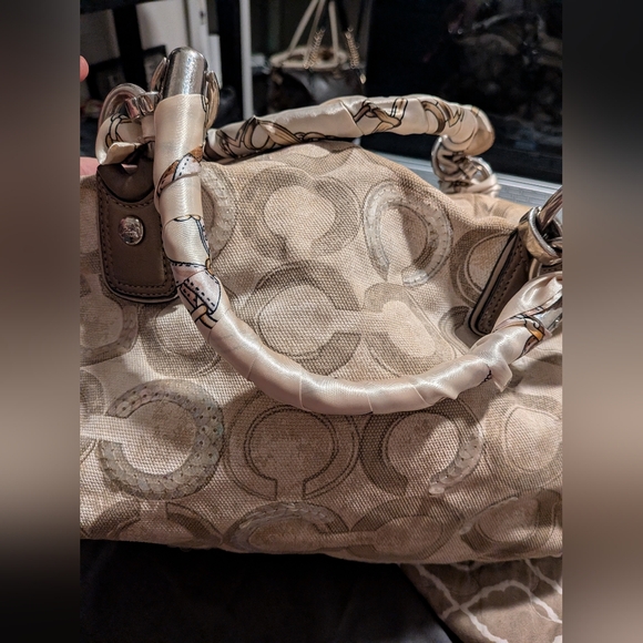 Coach Kristin Op art Sequin Stachel Shoulder Bag - Picture 13 of 16